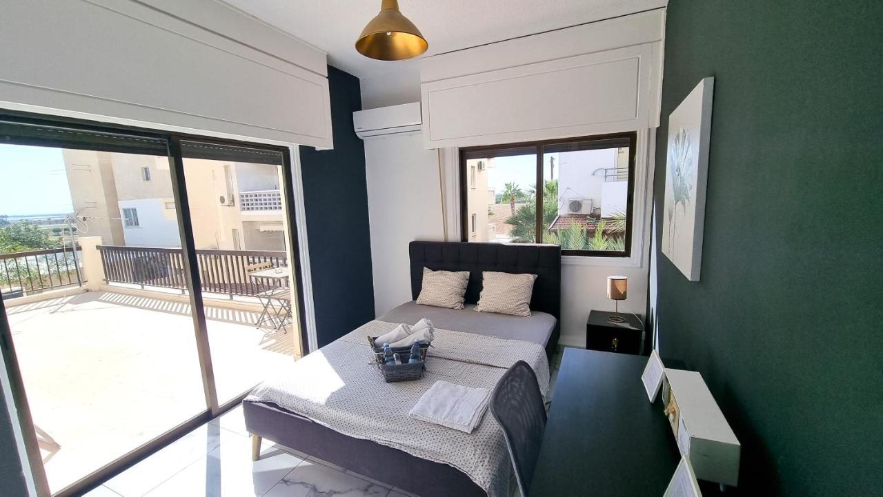 Cozy Beach Apt, Near Airport With 100Mbit Internet Lárnaka Kültér fotó